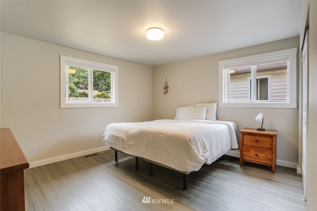 13212 Southeast 160th Place Renton, WA 98058 - Photo 16 of 25 Gallery Image 16