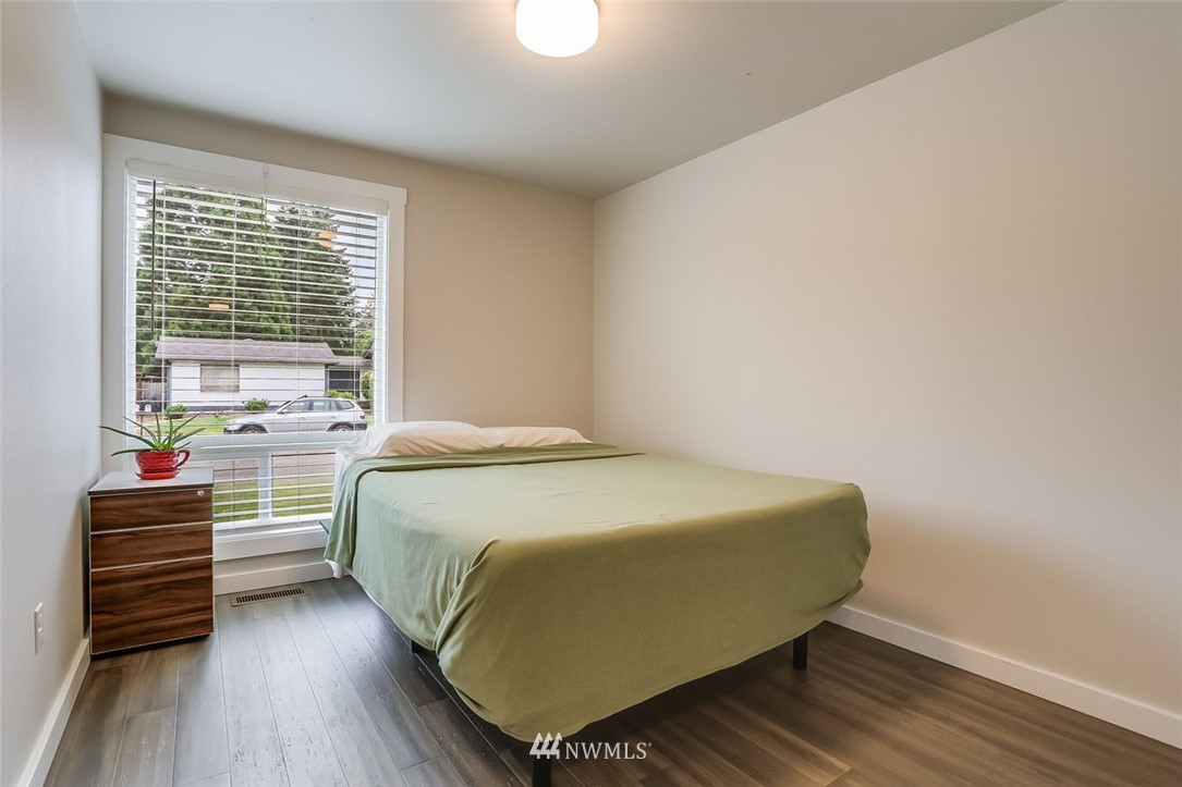 13212 Southeast 160th Place Renton, WA 98058 - Photo 19 of 25 Gallery Image 19