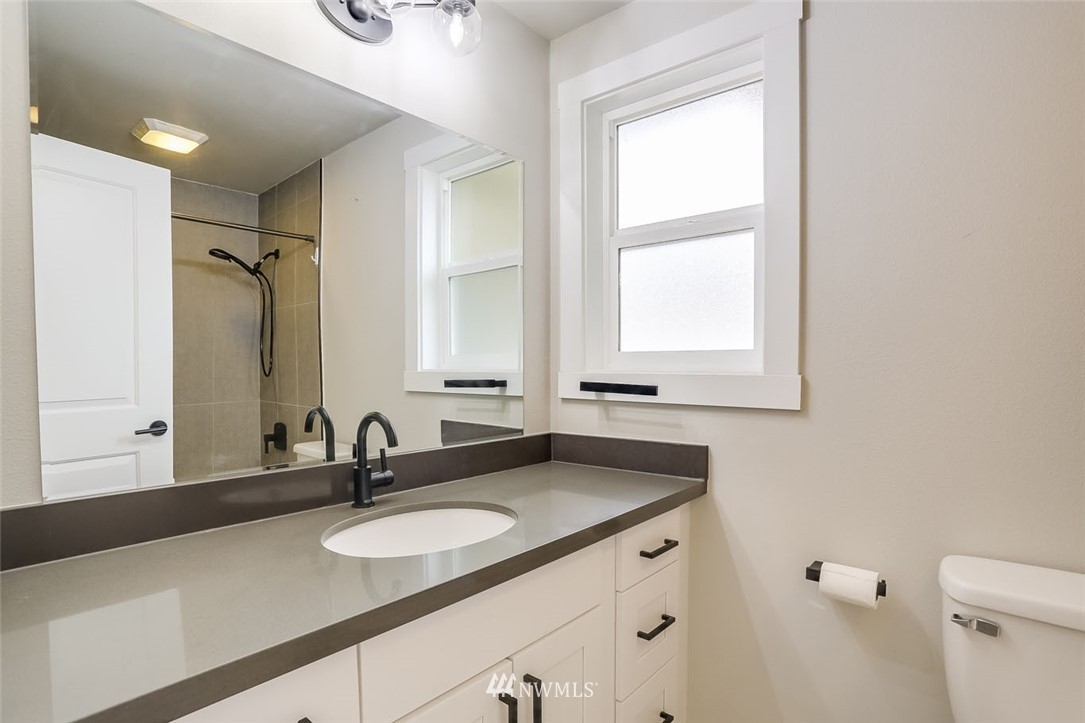 13212 Southeast 160th Place Renton, WA 98058 - Photo 20 of 25 Gallery Image 20