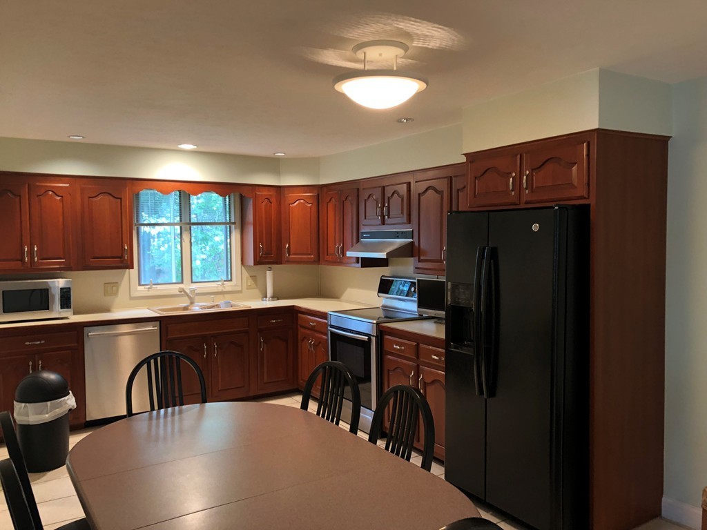 23 Browning Road Shrewsbury, MA 01545 - Photo 5 of 26 Gallery Image 5