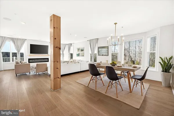 $1,130,000 | 19612 Lewis Orchard Lane, Poolesville, MD 20837