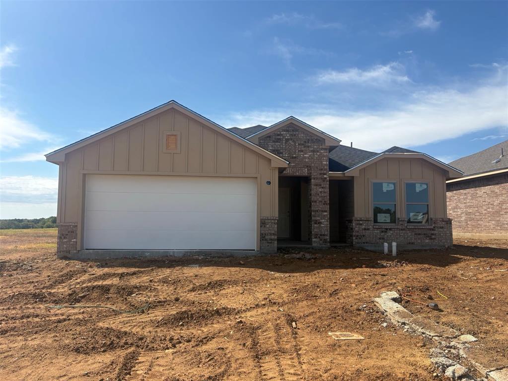 2404 Acacia Road Cleburne, TX 76031 - Photo 4 of 4 Gallery Image 4