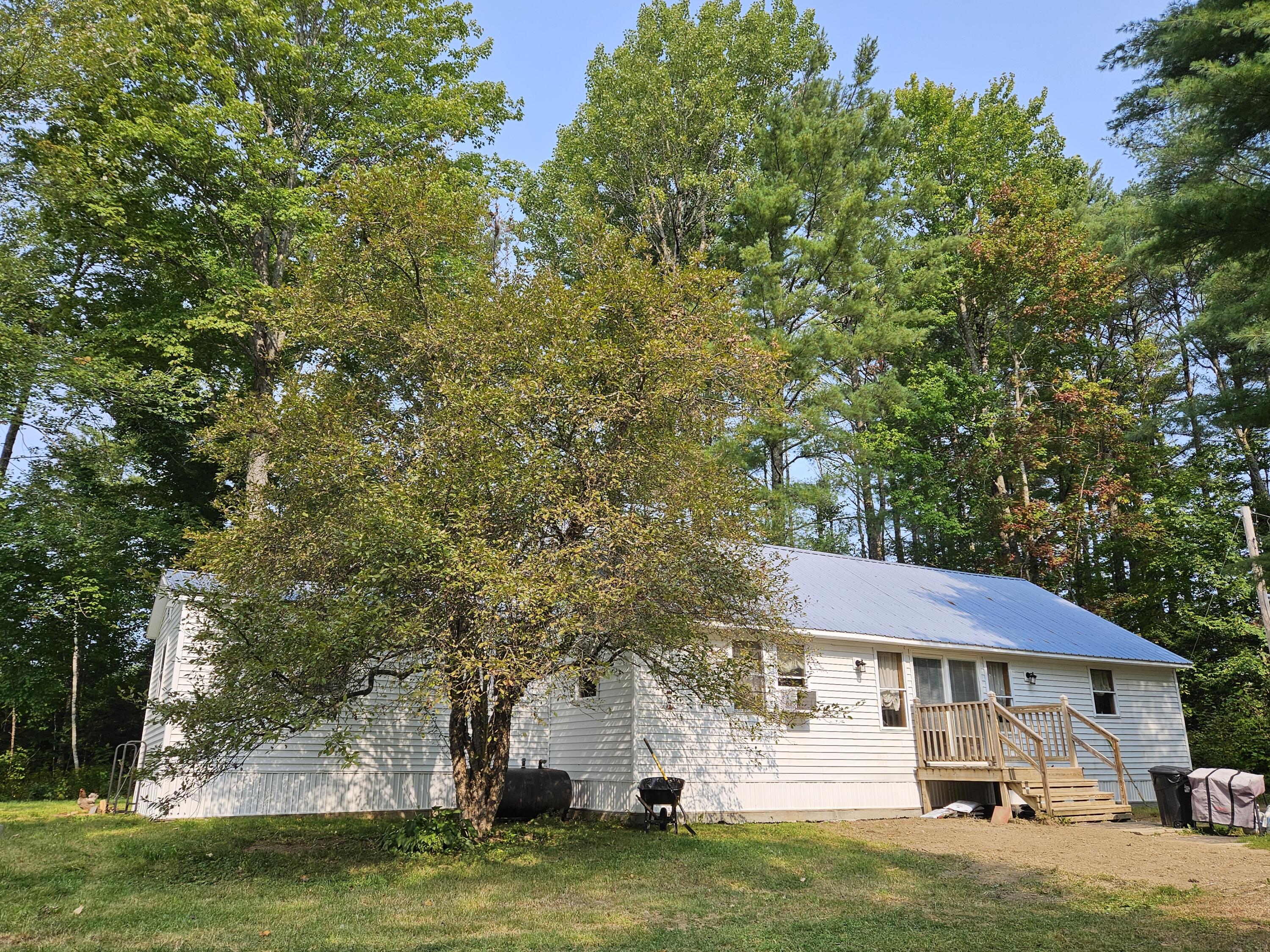 1 702 Storer