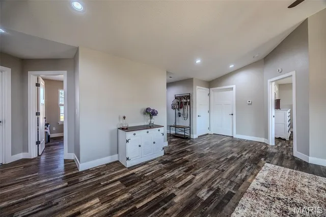 $304,900 | 141 La Vista Drive, Waynesville, MO 65583