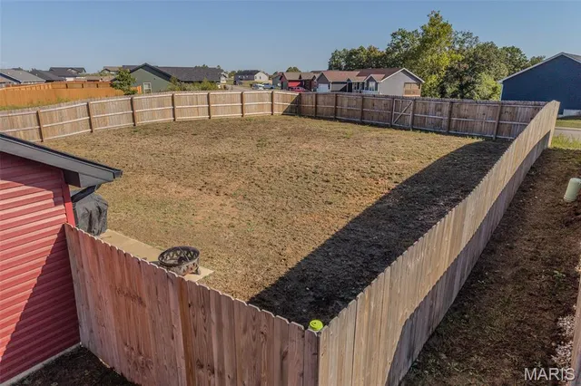 $304,900 | 141 La Vista Drive, Waynesville, MO 65583