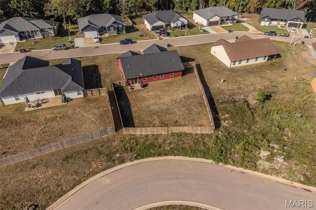 $304,900 | 141 La Vista Drive, Waynesville, MO 65583