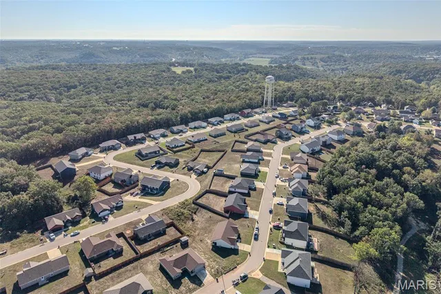 $304,900 | 141 La Vista Drive, Waynesville, MO 65583