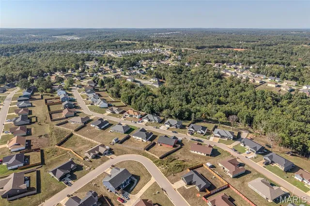 $304,900 | 141 La Vista Drive, Waynesville, MO 65583