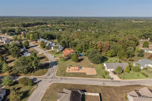 $304,900 | 141 La Vista Drive, Waynesville, MO 65583