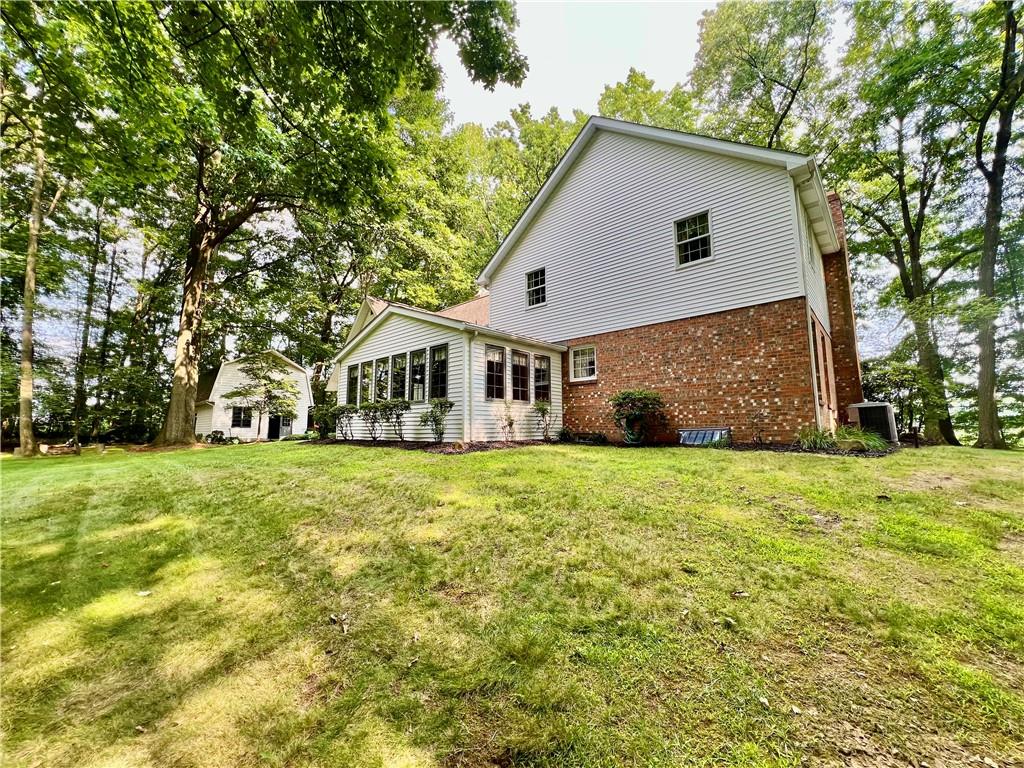 297 Lake Road Volant, PA 16156 - Photo 6 of 38 Gallery Image 6