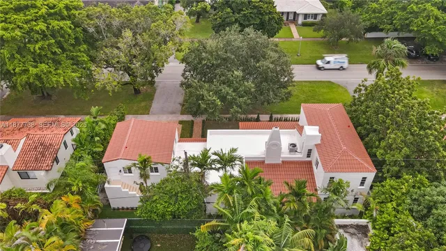 $3,250,000 | 1202 Granada Boulevard, Coral Gables, FL 33134