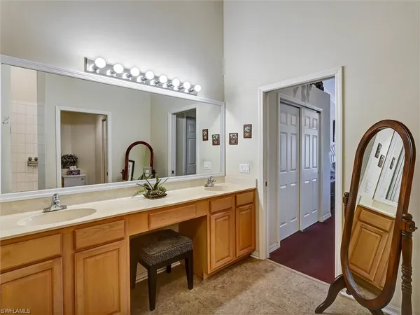$429,900 | 895 Eastham Way, Unit M202, Naples, FL 34104