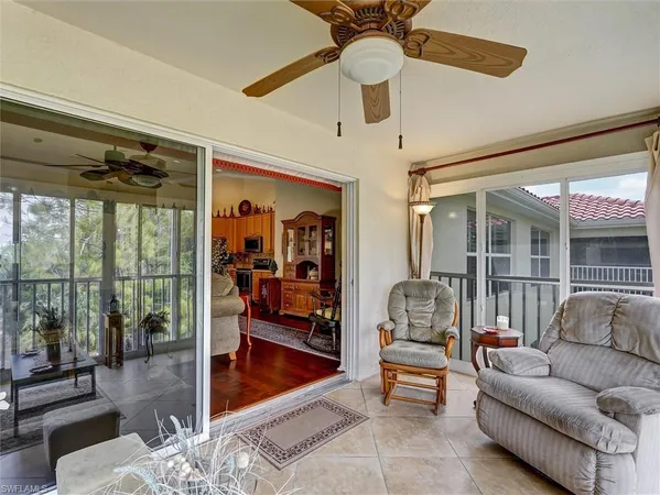$429,900 | 895 Eastham Way, Unit M202, Naples, FL 34104