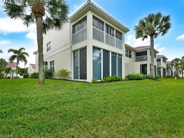 $429,900 | 895 Eastham Way, Unit M202, Naples, FL 34104