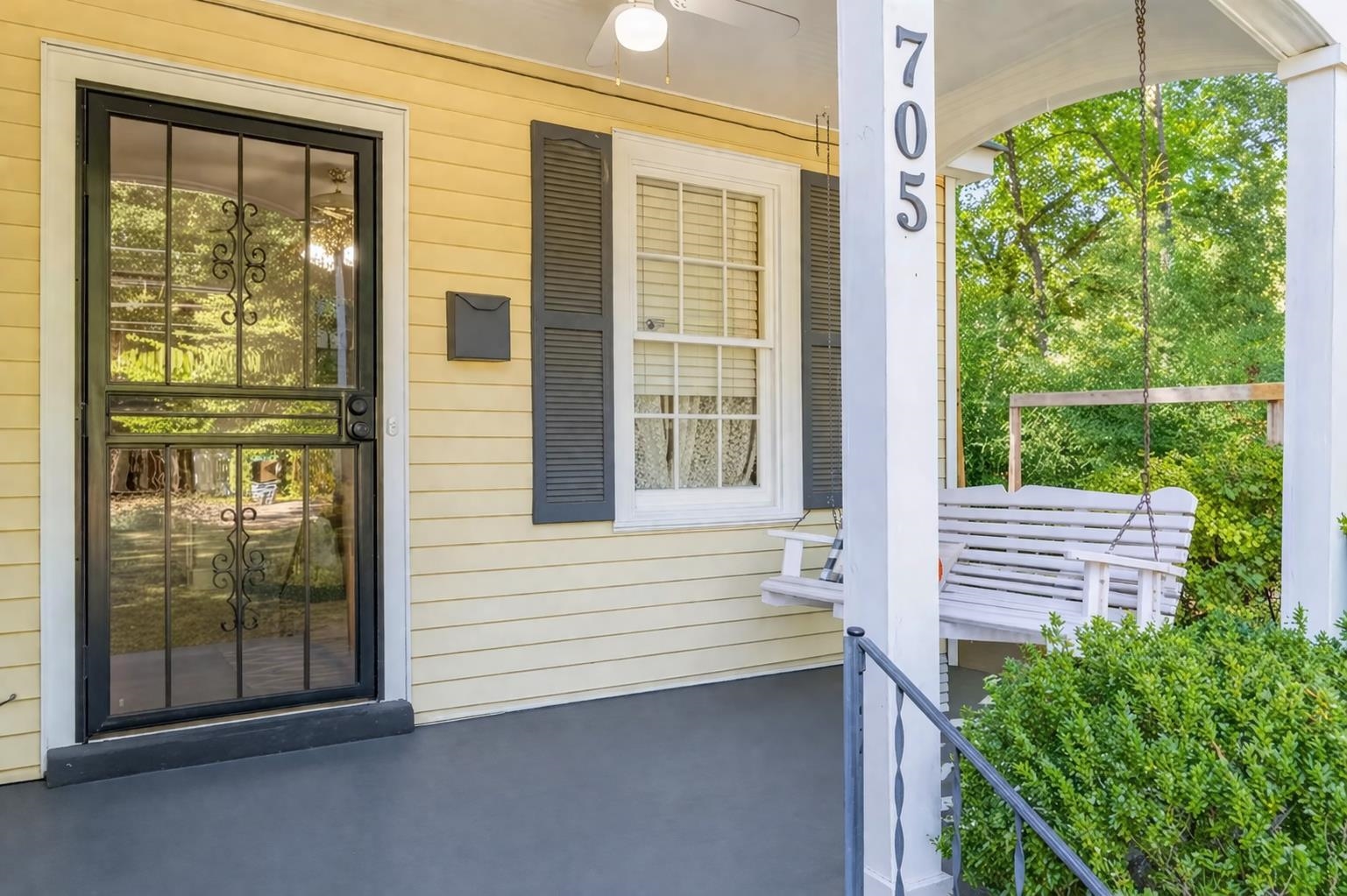 705 Loeb Street Memphis, TN 38111 - Photo 3 of 16 a view of front door of house