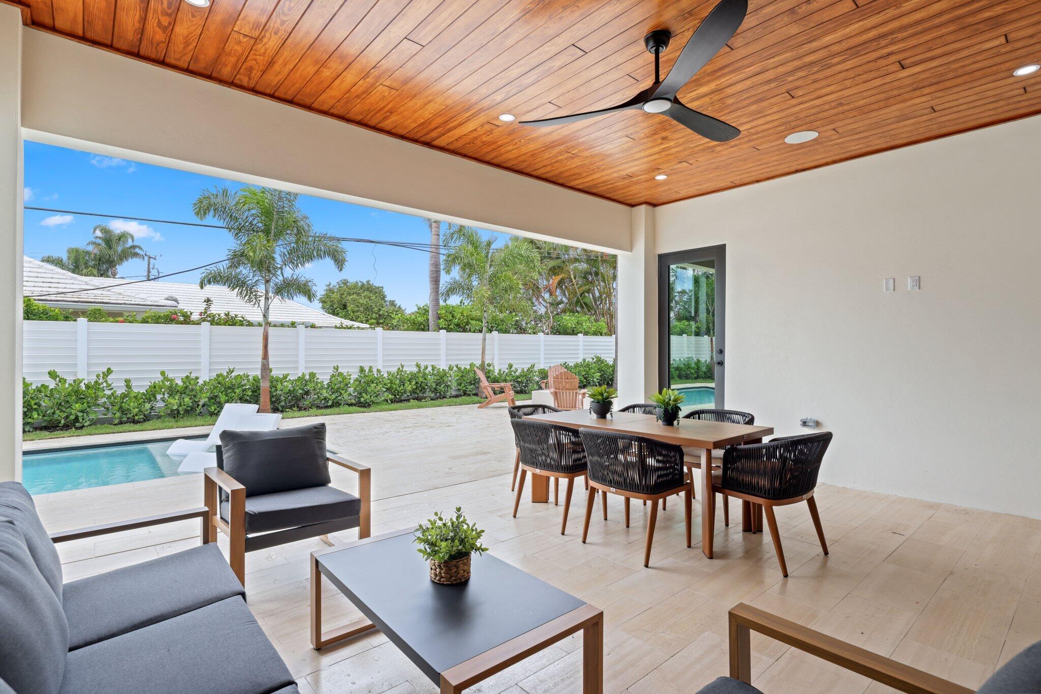 1160 Emerald Lane Riviera Beach, FL 33404 - Photo 17 of 86 1160 Emerald Lane - 55.jpg-SMALL