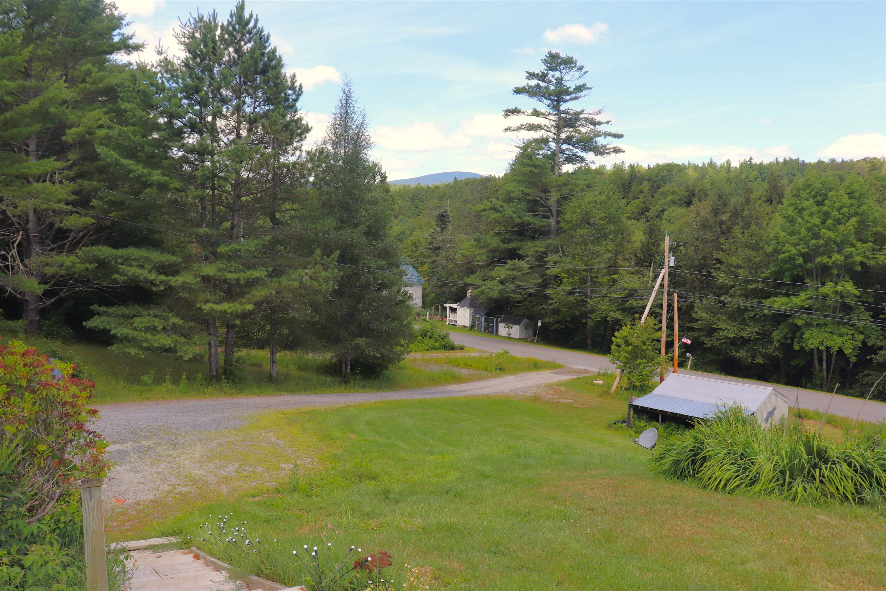137 Stratton Arlington Road Wardsboro, VT 05360 - Photo 15 of 29