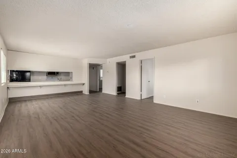 $879,000 | 17859 North 40th Street, Phoenix, AZ 85032