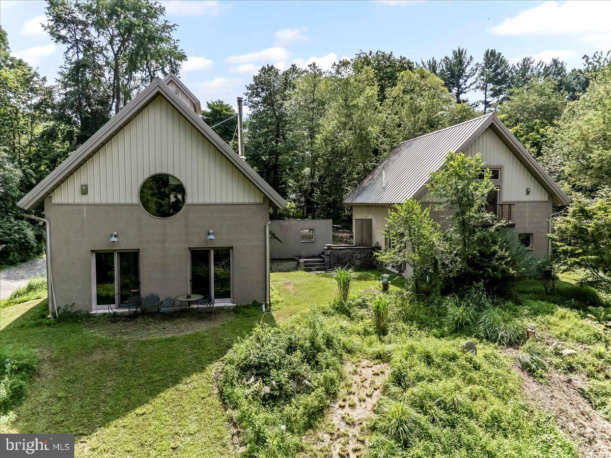 157 Bortondale Road Media, PA 19063 - Photo 3 of 36 view west from the east