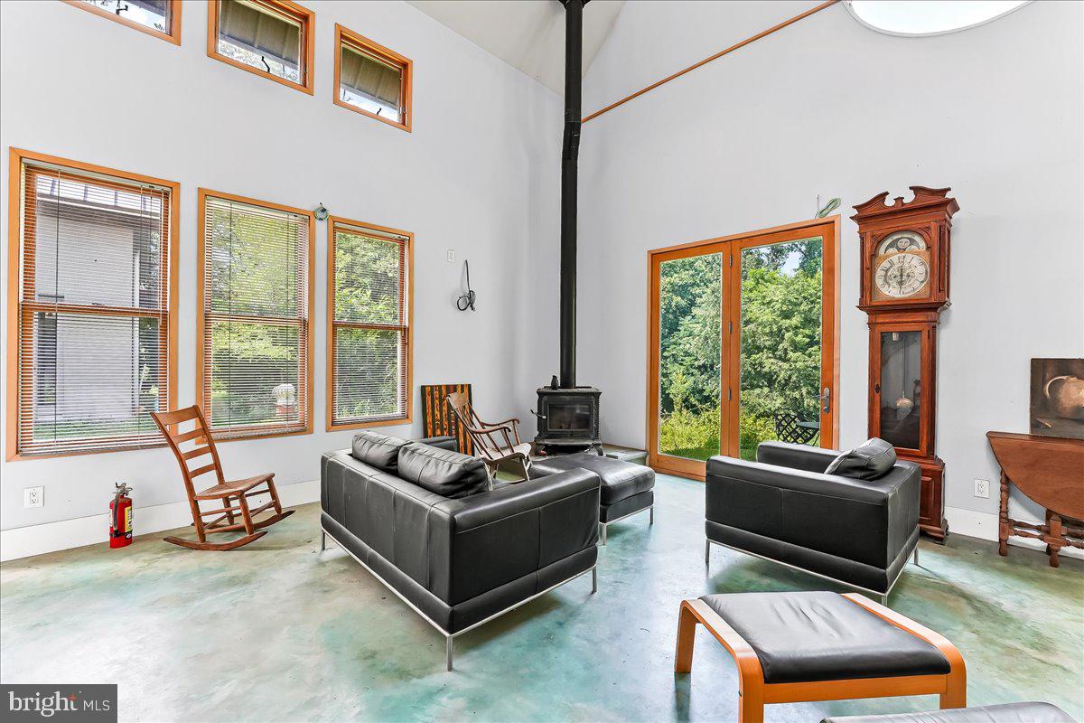 157 Bortondale Road Media, PA 19063 - Photo 8 of 36 great room