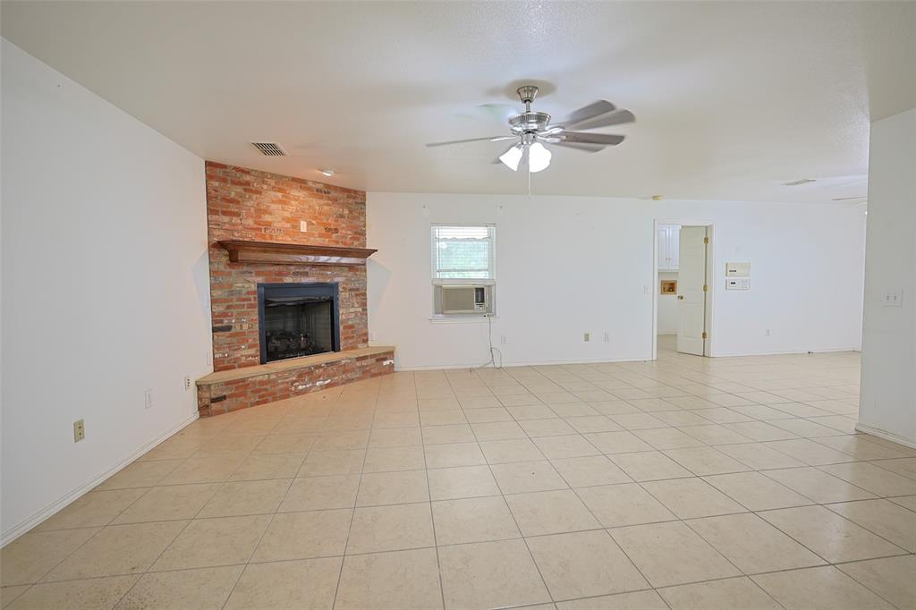 2550 West Lucas Road Lucas, TX 75002 - Photo 4 of 25