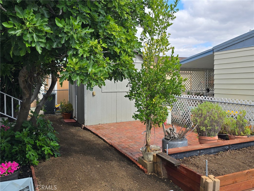 32900 Riverside Drive, Unit 94 Lake Elsinore, CA 92530 - Photo 19 of 23 Backyard 1
