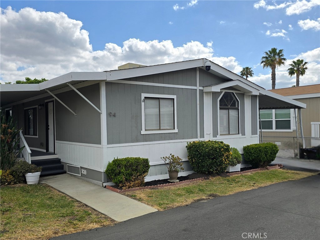 32900 Riverside Drive, Unit 94 Lake Elsinore, CA 92530 - Photo 2 of 23 Front 2