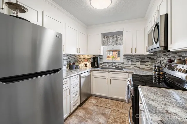 $184,900 | 1419 19th Avenue Northeast, Unit B7, Hickory, NC 28601