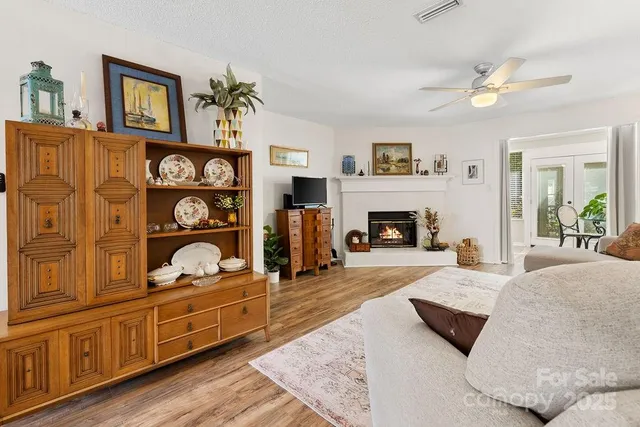 $184,900 | 1419 19th Avenue Northeast, Unit B7, Hickory, NC 28601