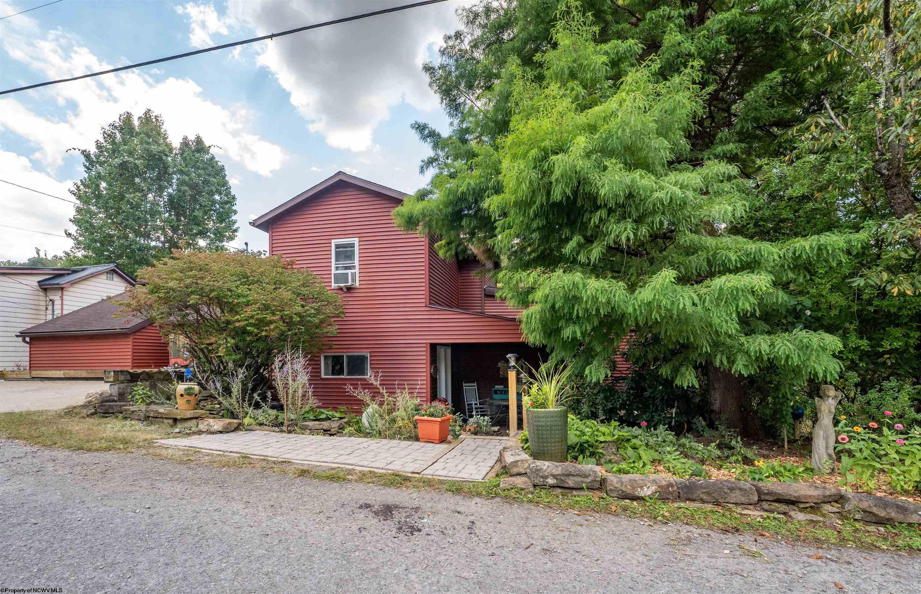 8 Drake Road Morgantown, WV 26501 - Photo 2 of 46 Gallery Image 2