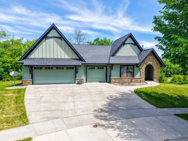 $679,800 | 4070 Cameo Place Northeast, Rochester, MN 55906