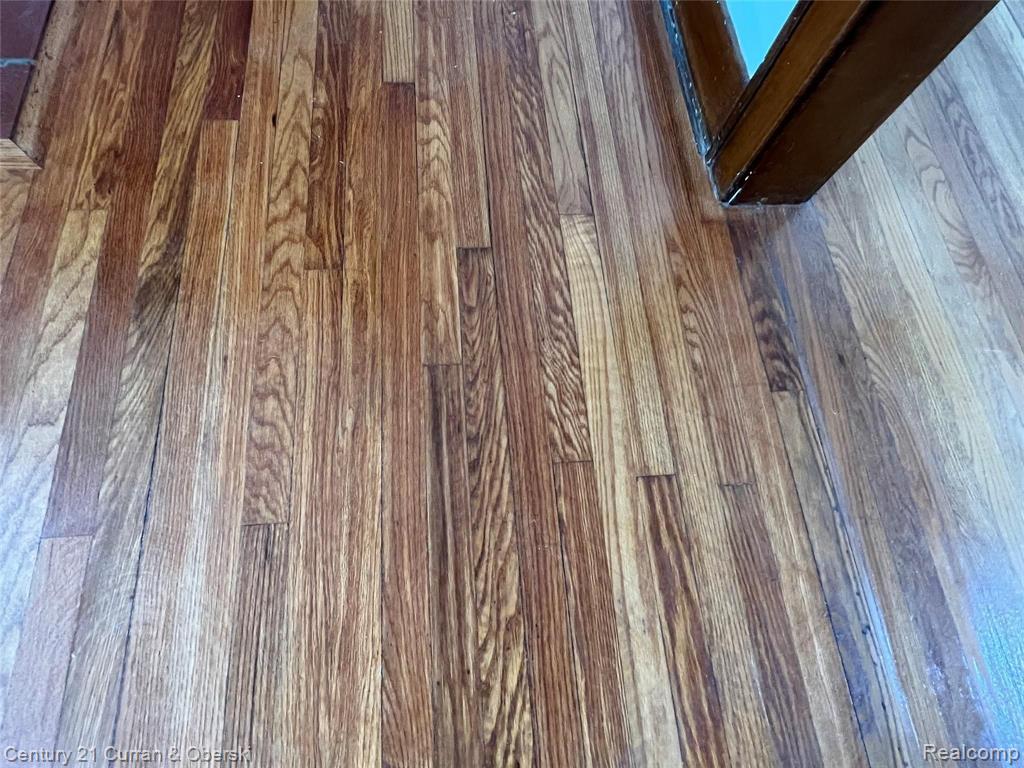21507 Edna Street Dearborn, MI 48124 - Photo 3 of 9