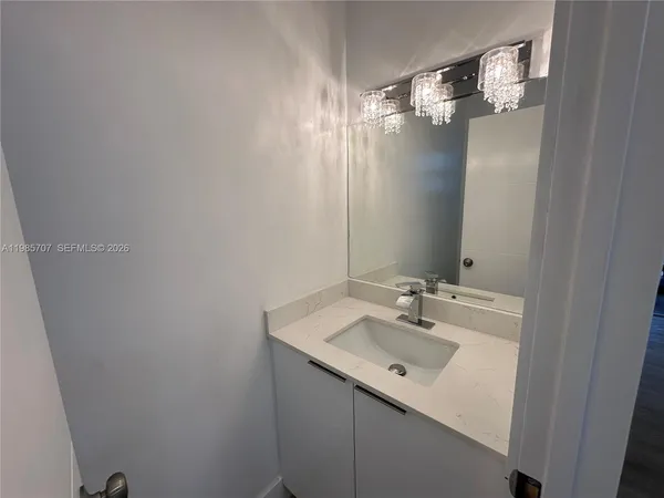 $2,700 | 10900 Southwest 104th Street, Unit 322, Miami, FL 33176