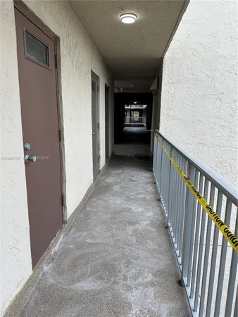 $2,700 | 10900 Southwest 104th Street, Unit 322, Miami, FL 33176