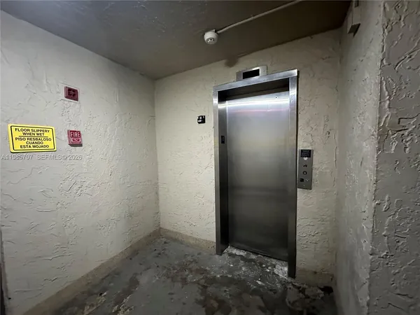 $2,700 | 10900 Southwest 104th Street, Unit 322, Miami, FL 33176