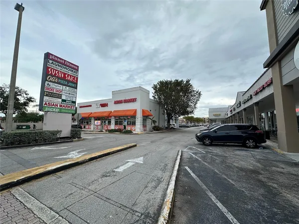 $2,700 | 10900 Southwest 104th Street, Unit 322, Miami, FL 33176