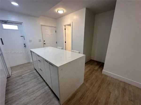 $2,700 | 10900 Southwest 104th Street, Unit 322, Miami, FL 33176