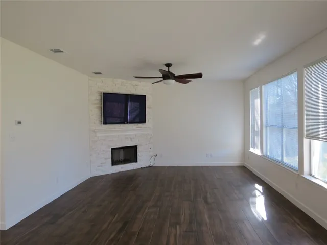 $2,275 | 12604 Linford Drive, Austin, TX 78753