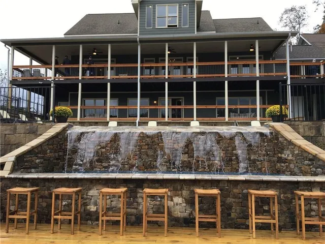 a house view with a outdoor space