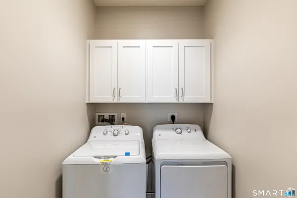 $2,350 | 401 Albany Turnpike, Unit 309, Canton, CT 06019