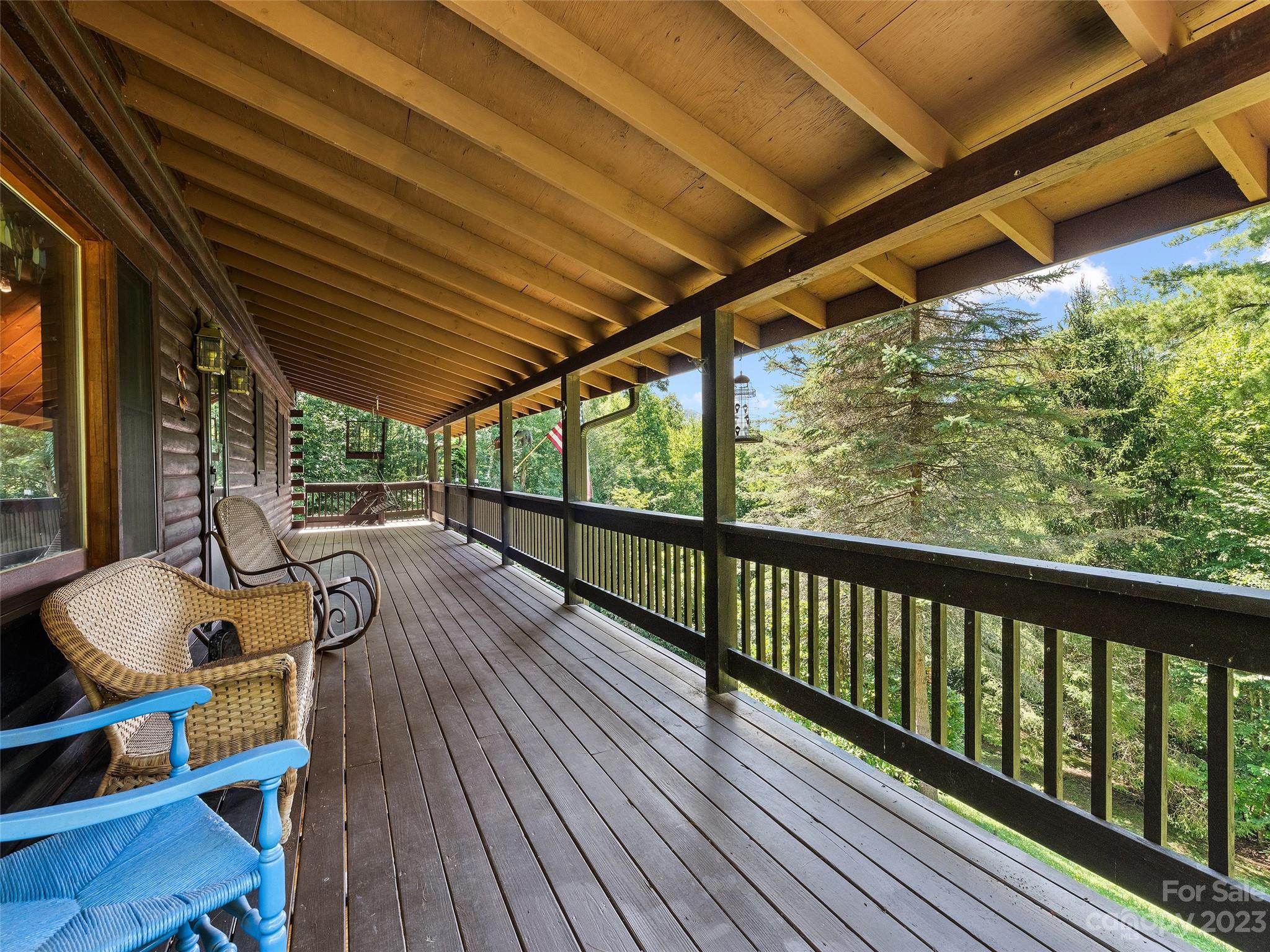 28 Honeybear Lane Clyde, NC 28721 - Photo 40 of 43 a view of balcony with wooden floor