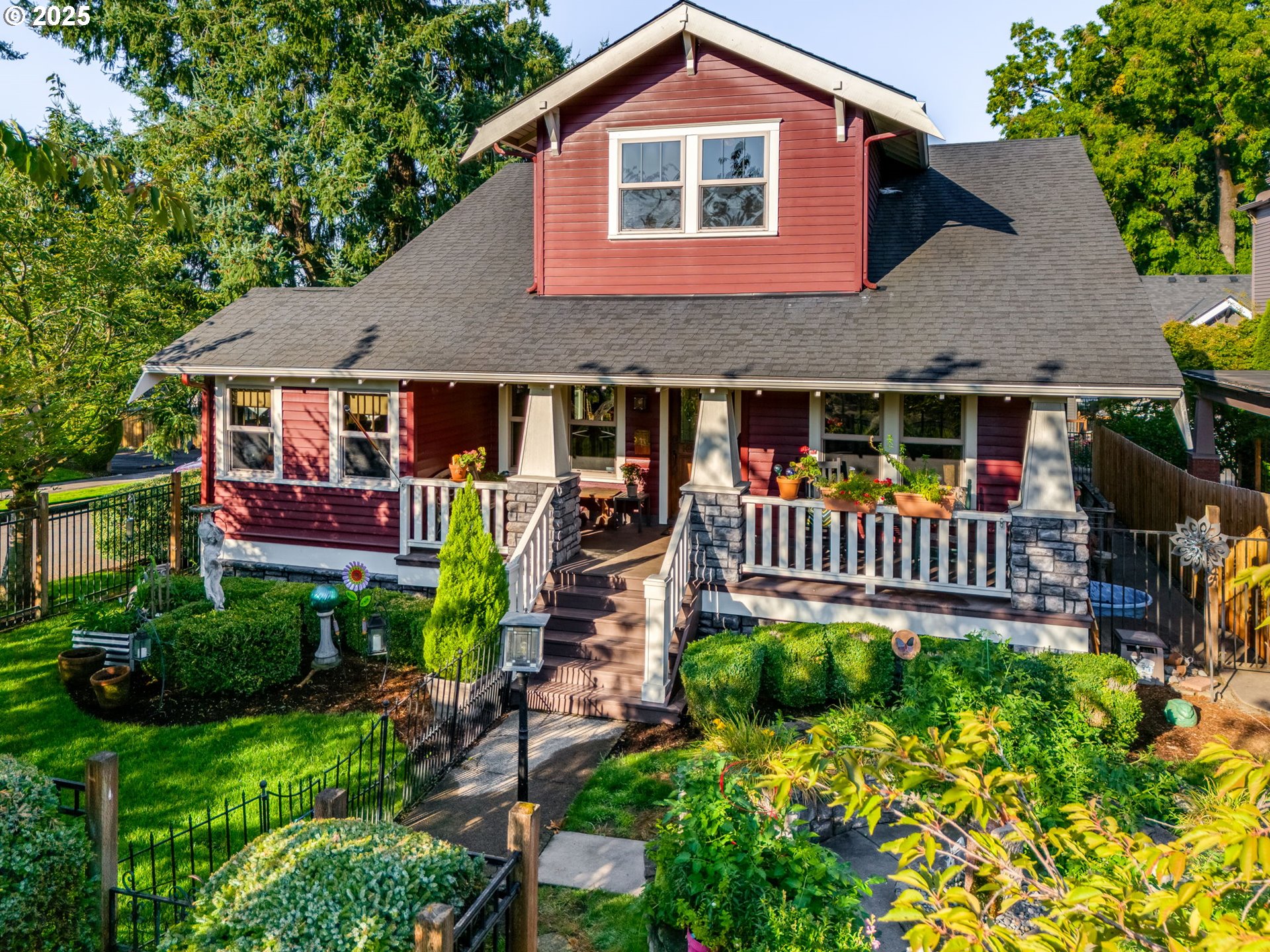 2400 H Street Vancouver, WA 98663 - Photo 1 of 48 a front view of a house with garden