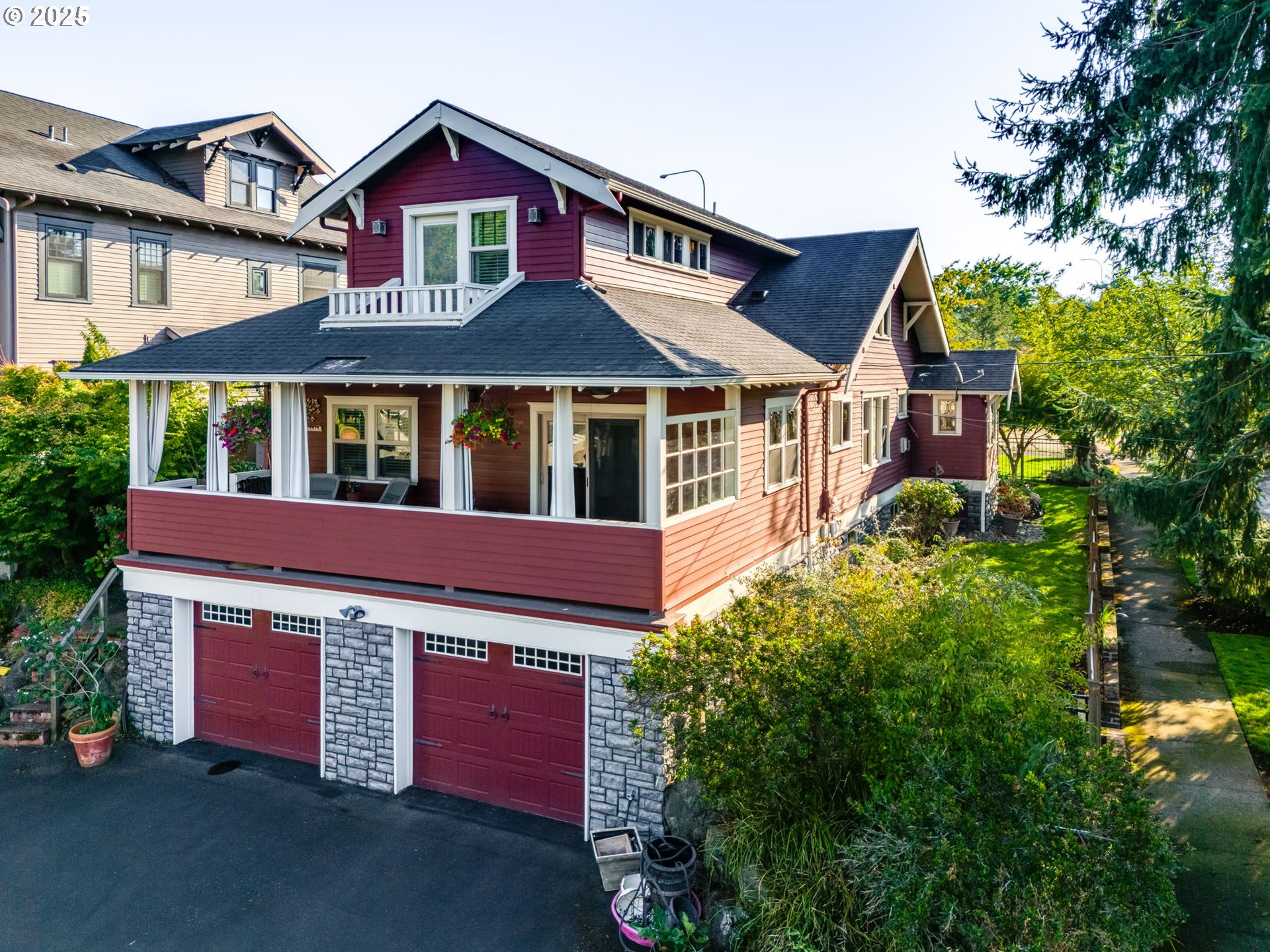 2400 H Street Vancouver, WA 98663 - Photo 7 of 48 a front view of a house with a yard