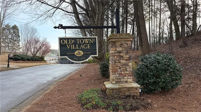 $679,000 | 2765 Olde Towne Parkway, Duluth, GA 30097
