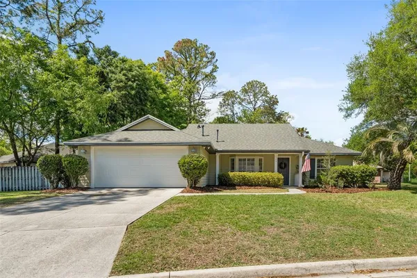 $359,900 | 8406 Southwest 69th Place, Gainesville, FL 32608