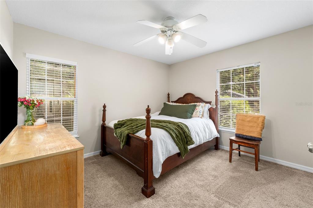 8406 Southwest 69th Place Gainesville, FL 32608 - Photo 20 of 42