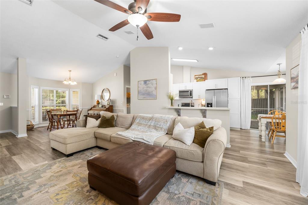 8406 Southwest 69th Place Gainesville, FL 32608 - Photo 2 of 42