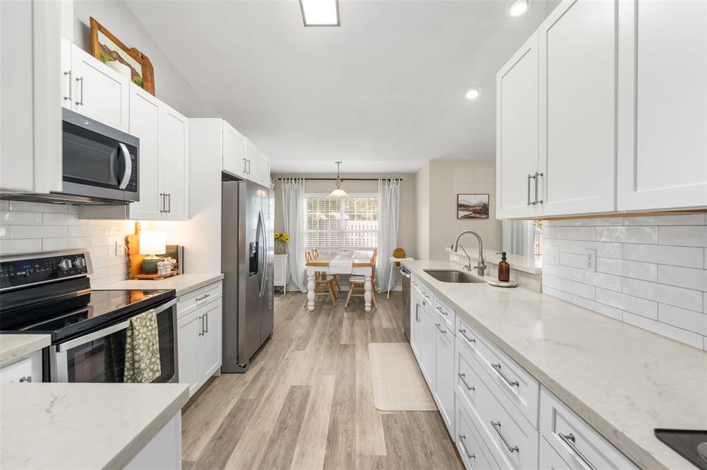 8406 Southwest 69th Place Gainesville, FL 32608 - Photo 3 of 42