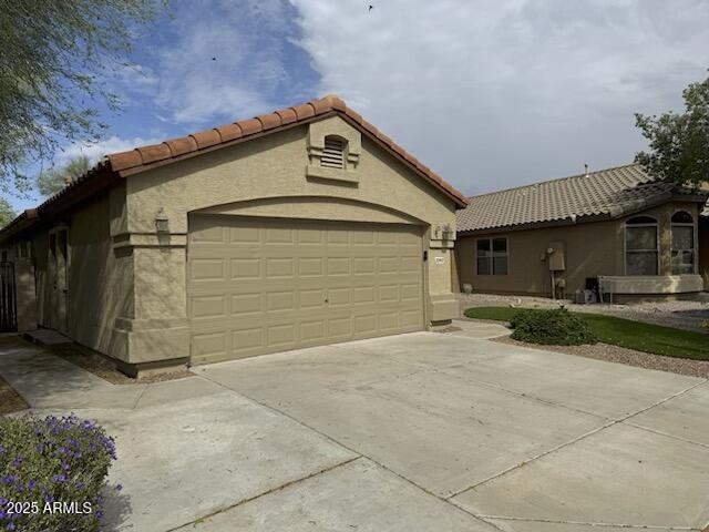 20902 North 36th Place Phoenix, AZ 85050 - Photo 3 of 29 IMG_2774