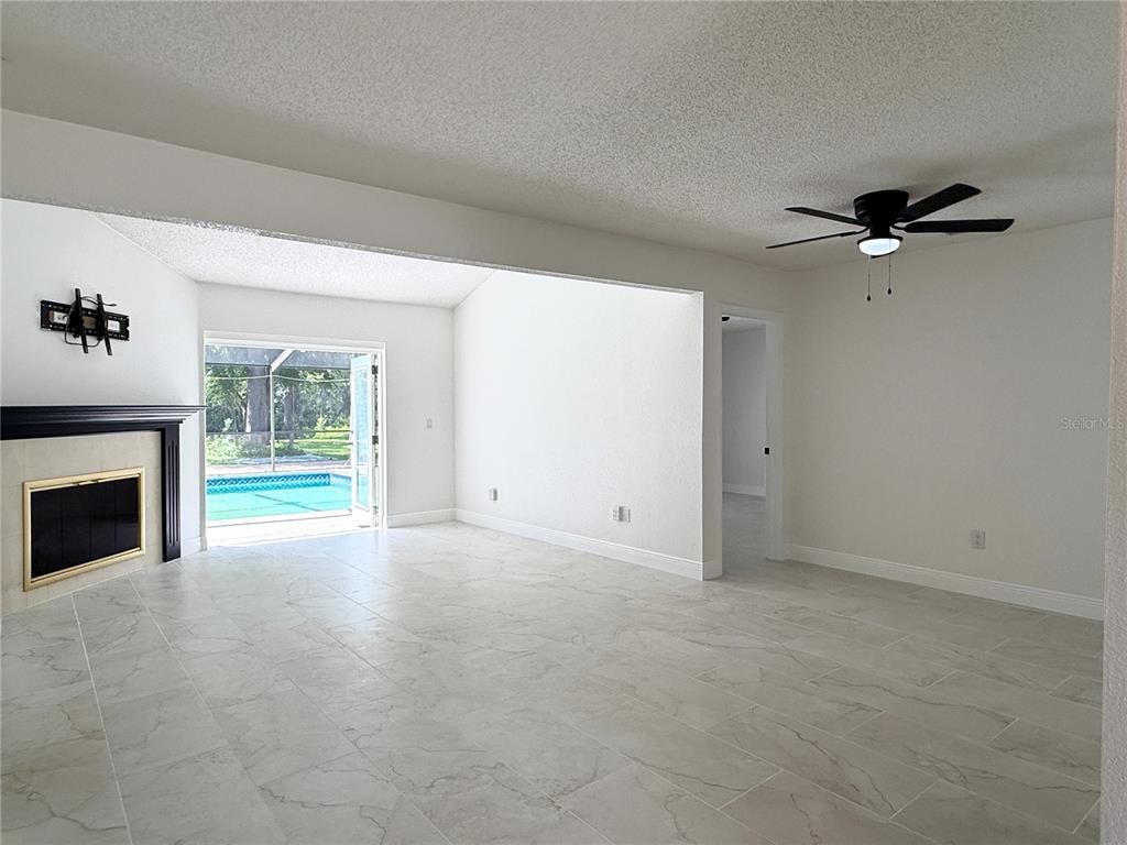 18306 Crawley Road Odessa, FL 33556 - Photo 15 of 49 Gallery Image 15